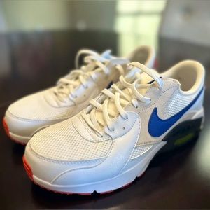 (MINT) Size 9.5 - Nike Air Max Excee Hyper Blue 2019